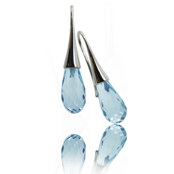 Ohrschmuck, Ohrhänger, Pampel, Trompete, Weissgold, Schwanenhals, Topas, Briollett, Tropfen, Facettiert, Weissgold, Goldschmiede, Faktor S, Winterthur, Sahak, Zürich, Goldsmith, earrings, pomelo, topaz, white gold, faceted, gemstones, drop, gemstone, jewelry, briolet, trumpet shape, ear jewelry, design, modern, pendant, manufacture, swissmade, jewellery