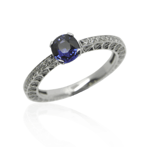 Safirring, saphir, diamantring, alliance, solitär, antik, carré, vintage, sapphire, diamonds, brilliant cut, filigran, white gold, weissgold, ladies ring, damenring, goldschmied, goldsmith, manufacture, faktor s, sahak, winterthur, swissmade, jewellery, jewelry