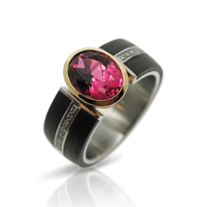 Damenring, Edelsteinring, Cocktailring, Damenschmuck, Turmalin, Turmalinschmuck, Carbon, Carbonring, Diamanten, Brillanten, pink, rosa, carbon, palladium, rotgold, edelsteine, diamantring, diamantschmuck, goldschmiede, individuell, handarbeit, zürich, design, modern, Women's ring, gemstone ring, cocktail ring, women's jewelry, tourmaline, tourmaline jewelery, carbon, carbon ring, diamonds, diamonds, pink, pink, carbon, palladium, rose gold, gemstones, diamond ring, diamond jewelery, goldsmith, individual, handmade, zurich, design, winterthur, zürich, sahak, faktor s, swissmade, jewelry, jewellery