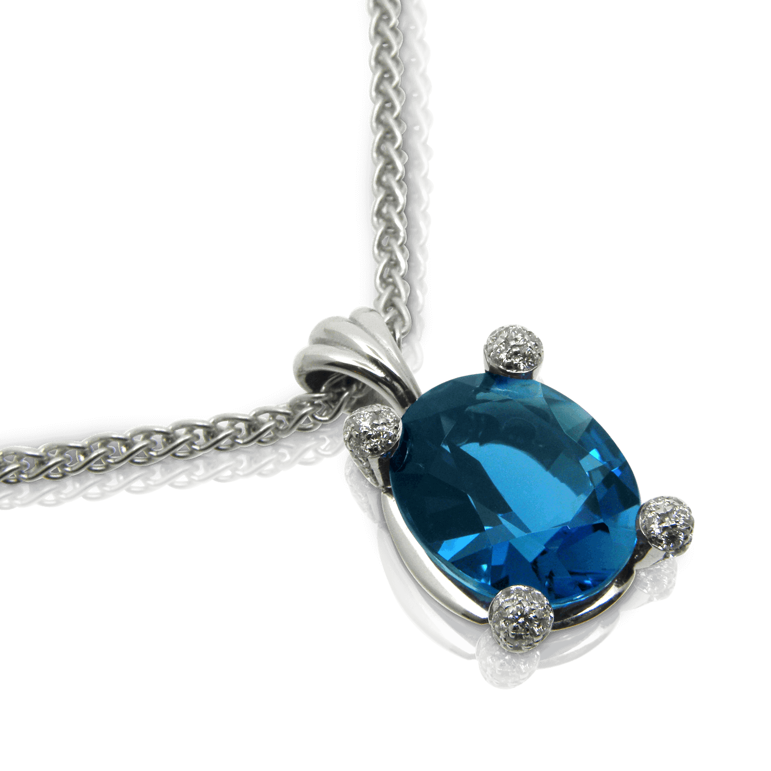 Halsschmuck, Anhänger, Collier, Halskette, Edelsteinschmuck, Edelsteine, Diamantschmuck, Diamantcollier, Brillanten, Design, Topas, London Blue, Goldschmied, Handgefertigt, Handwerk, Zürich, modern, Zopfkette, Kette, Weissgold, Goldschmuck, necklace, pendant, necklace, necklace, gemstone jewelry, gemstones, diamond jewelry, diamond necklace, diamonds, design, topaz, London Blue, goldsmith, handmade, handicraft, Zurich, modern, cable chain, necklace, white gold, gold jewelry, swissmade, sahak, faktor s, winterthur, jewelry, jewellery