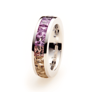 alliance, memoire, memory ring, damenring, alliancering, eternity ring, saphirring, saphir, rainbow, regenbogen, princess, platin, weissgold, schmuck, damenschmuck, ring, goldschmiede, juwelier, jewelry, sahak, jewellery, limmatquai, zurich